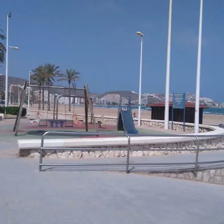 A 10 Metros Del Mar *